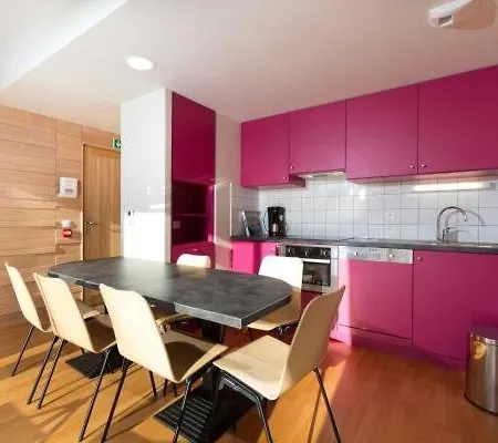 乐斯沃迪度假屋 度假居 *